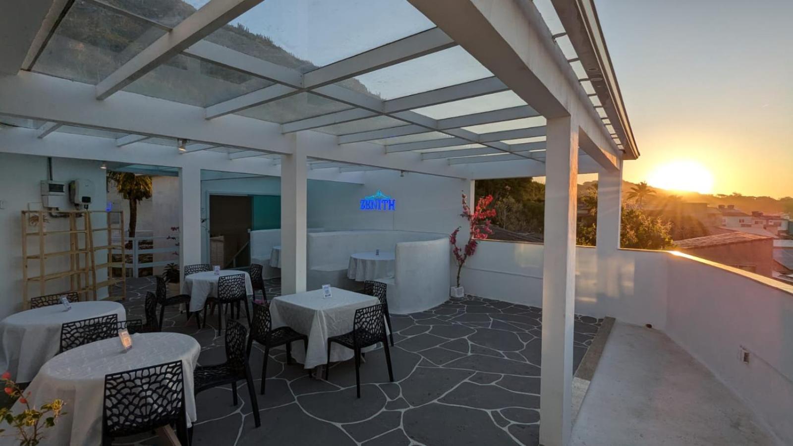 Zenith Acomodação com café da manhã  Arraial do Cabo